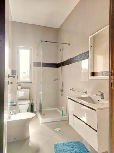 2 bedrooms, 2 beds