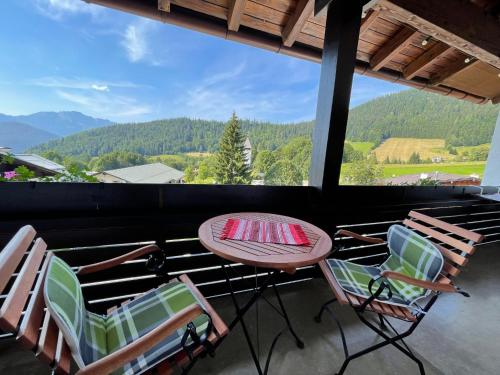 Apartment Alpenappartement Buchenhohe A301 by Interhome in Resten