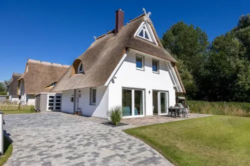Haus "Hygge" mit Kamin, Sauna, Whirpool, Garten OFC 19 in Pepelow, Deutschland