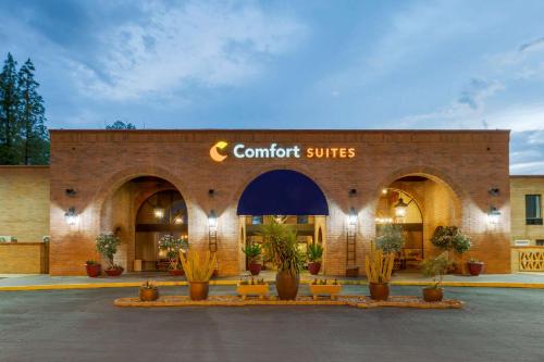 Comfort Suites At Sabino Canyon