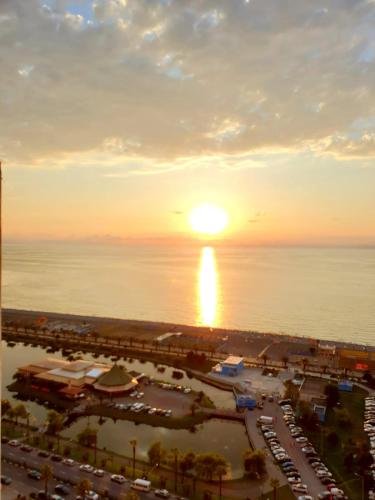 VELOR Hotel apartment – Batumi, IL