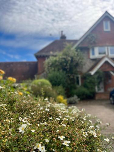 Photo - Stonehenge Hostel - YHA Affliated