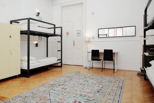 Maverick Hostel & Ensuites - image 4