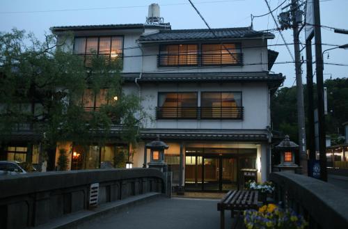 Kinosaki Onsen Kawaguchiya Honkan - Accommodation - Toyooka