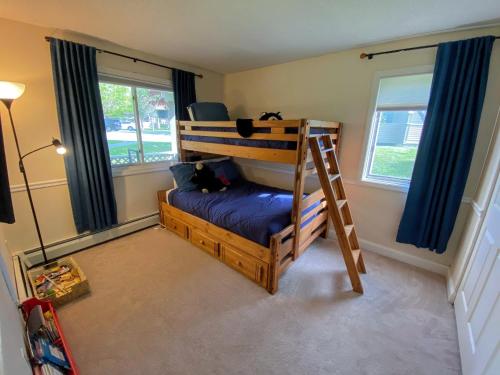 F5 Renovated home on golf course in Bretton Woods AC - image 10