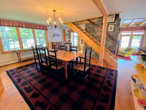 Létesítmények, FL Quintessential LAKE HOUSE close to Bretton Woods Santas Village and Forest Lake State Park in Whitefield