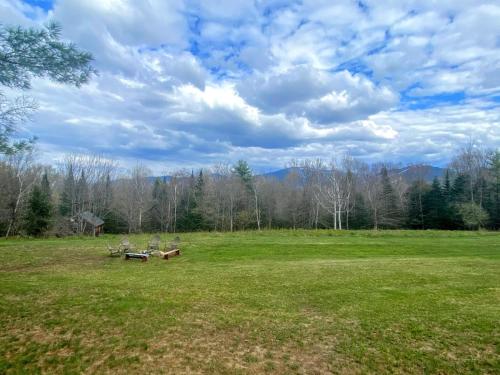 WOW New Spectacular Franconia Home - history - views - fire pit - hot tub - pool - grandeur - MUST SEE WOW New Spectacular Franconia Home - history - views - fire pit - hot tub - pool - grandeur - MUST SEE