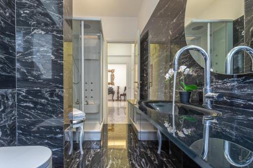 Ginevra Prestigious Apartment with Balcony close the Vatican, Roma (foto 3)