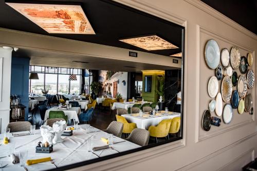Park Hotel Sankt Peterburg - image 6
