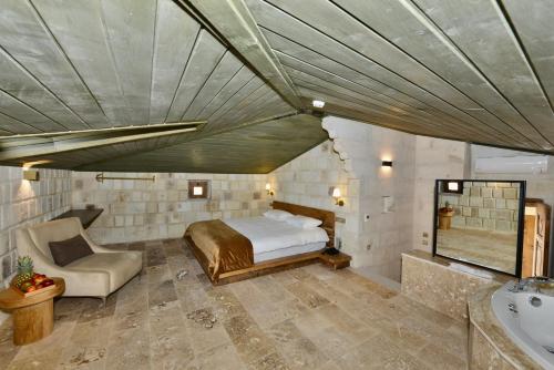 Double Room with Spa Bath