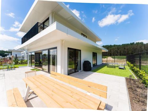  Lakeside home with a Jetty in Zeewolde