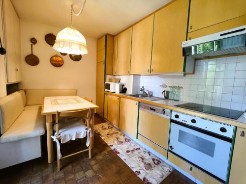  Hostdomus - Larice Flat in Borgata Sestriere