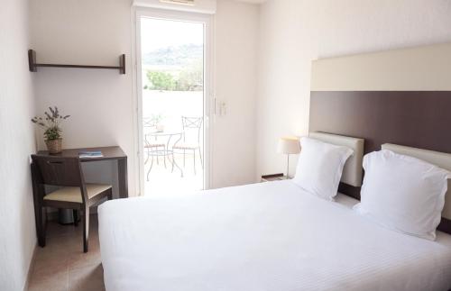 Zenitude Hôtel-Résidences Toulon Six Fours - image 7