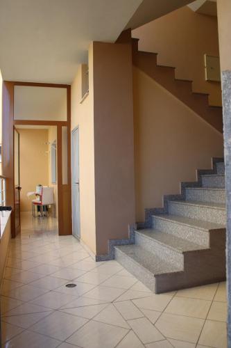 Bledi's Comfy Apartment in New Blvd / Free Parking, Tirana (photo 10)