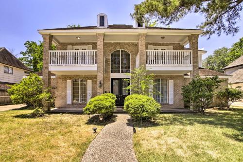 Spacious Houston Getaway about 23 Mi to Downtown! in Westfield, USA