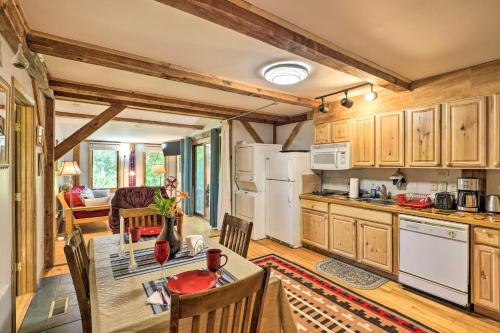 Tranquil Leicester Sweet Suite with BBQ Deck! in Leicester, USA