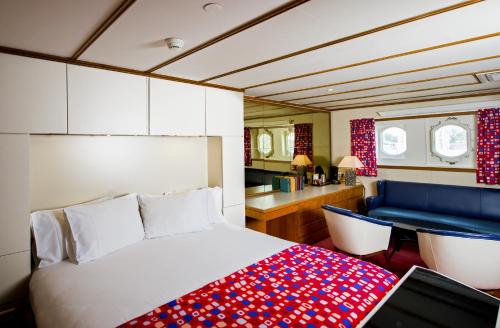 ss Rotterdam Hotel en Restaurants - image 2