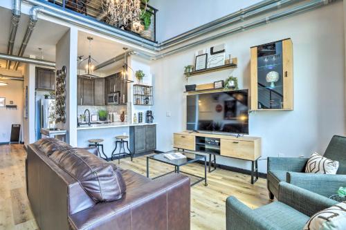 Luxe Central Atlantic Station Loft with Balcony