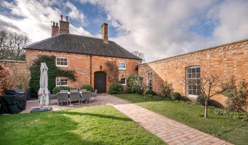 Luxury 3 bedroom cottage within private grounds gîte à louer Coalville