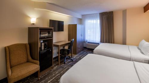 2 double beds