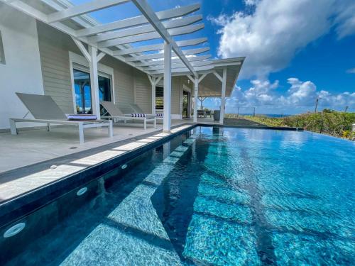 JADE - Villa Créole de Standing et de charme ,vue mer , proche des plages & piscine privée haut de gamme 4