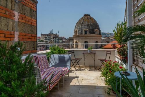 Naples from top terrace apartment, Neapel