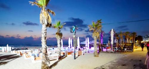 playa, Hotel Apartment Short Term Tel Aviv Bat Yam 353 in Bat Yam