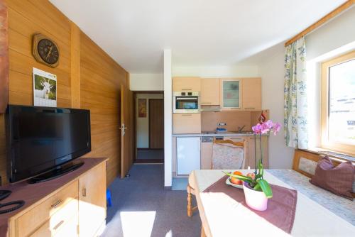 Haus Enzian - main image
