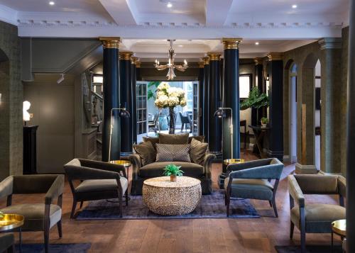 Empfangshalle, Bush Hotel Farnham in Farnham