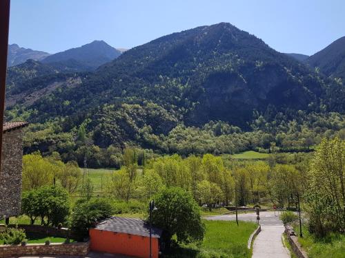 Kilátás, Apartamento Casa Sastre Turismo Rural in Vilaller