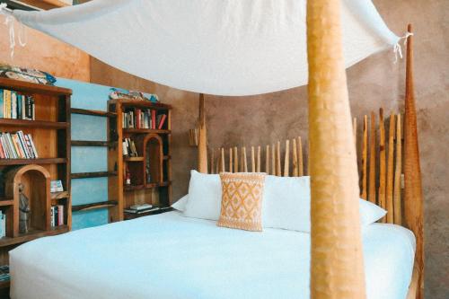 379338996 Zamas Hotel