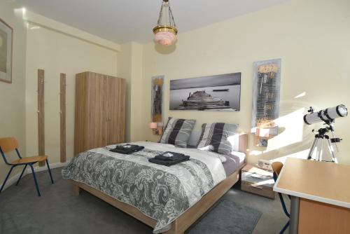 fewo1846 - Artemis - vintage Altbau-Wohnung im 4 OG eines Geschäftshauses im Stadtzentrum, Flensburg (zdjęcie 7)
