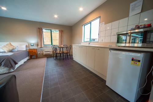 โคโรเนชั่น พาร์ค โมเทล (Coronation Park Motel) in แอชเบอร์ตัน