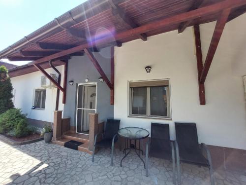 Cozy, quiet & family friendly in Arad, Arad (Foto 6)