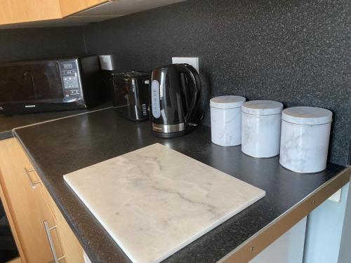 Pendle House Apartment 1 in คอลวี เบย์