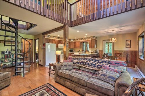 Charming Lake Placid Chalet with Deck and Forest Views - image 34
