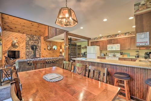 Charming Lake Placid Chalet with Deck and Forest Views - image 31