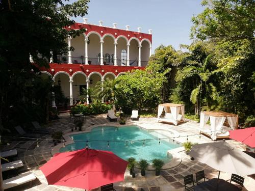 Rent the full Mansion Villa Merida