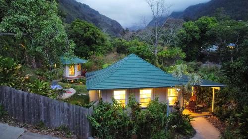 Iao Valley Inn