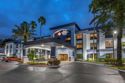 Best Western Plus Orlando East - UCF Area