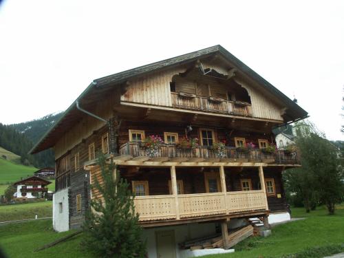 入口, Ferienhaus Schett in 內維爾格拉騰