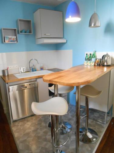 Apartment Lourmel - image 7