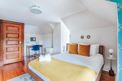 . Camp Trapezium Suite 8: Brewery + Farm