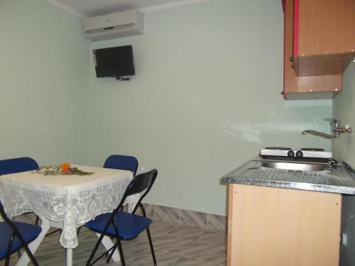 Apartments Jovan - image 6