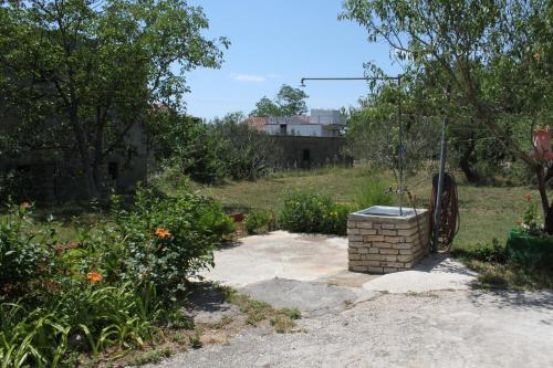 Apartment Starigrad 6623f - image 10