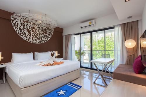 room detail thumbnail 0