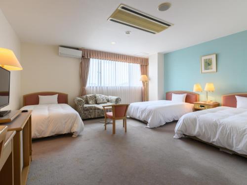 Triple Room
