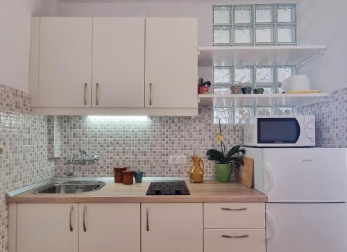 Studio Vrboska 540a - image 8