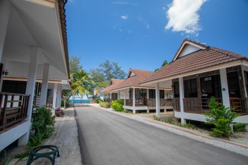 หาดทรายขาวรีสอร์ท หาดทรายขาวรีสอร์ท