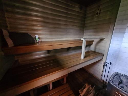 Villa Onia - sauna, palju ja iso yksityinen piha